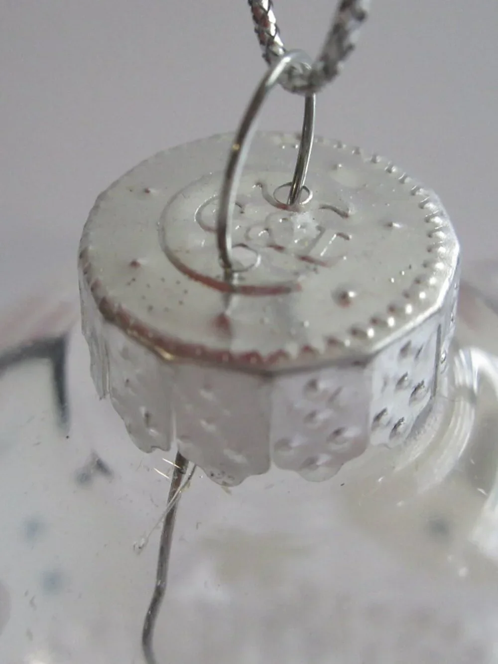 Bronner's Snowmen on Clear Glass Christmas Ornament G&L Cap Faux Snow Beads